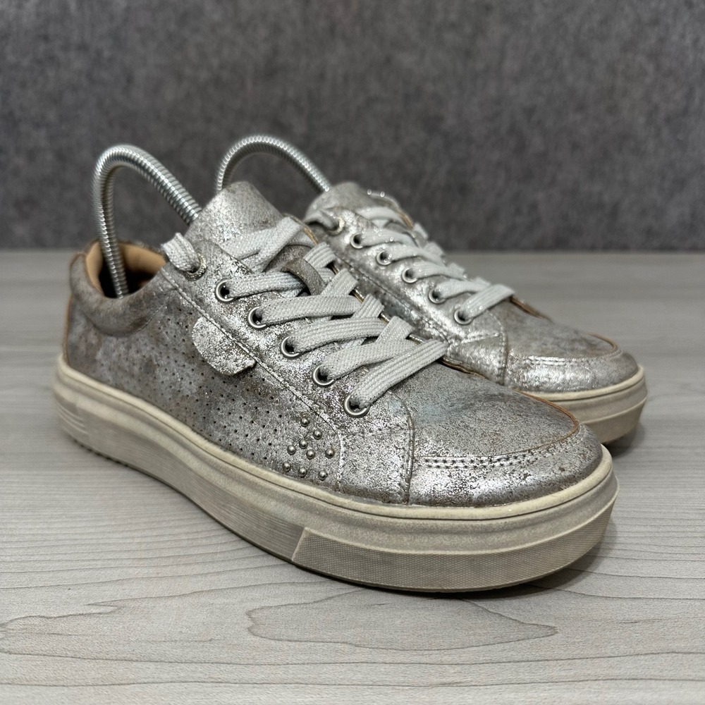 Corky Hey Girl Down Time Sneaker‎ Womens 7 Silver Metallic Studded Lace
